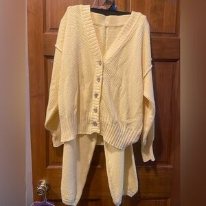 NWT! Sz M Free People Beach Yellow Women's Sweater Set